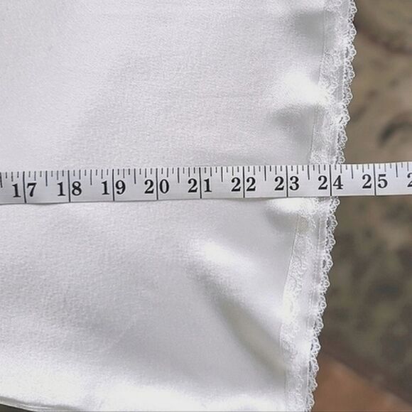 Vtg 90ās silky ivory laceātank camisole - Picture 10 of 14